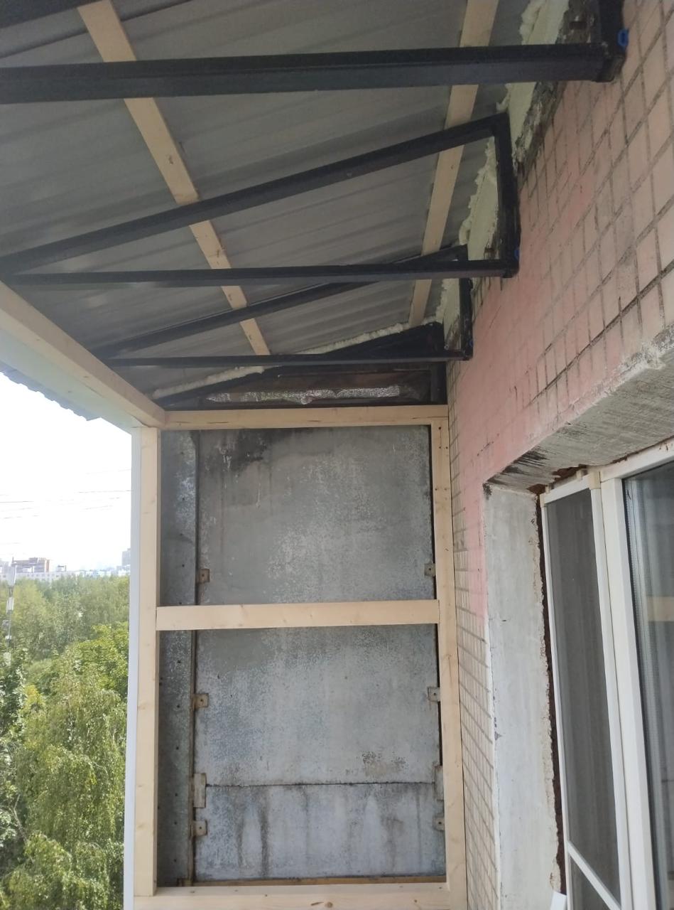 Зависимая крыша на балкон Москва