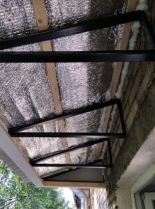 Независимая крыша на балкон с утеплением Москва