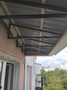 крыша на балкон